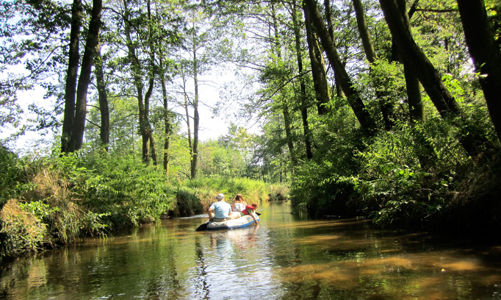 Rafting is one of the activities offered in the Nakło area.